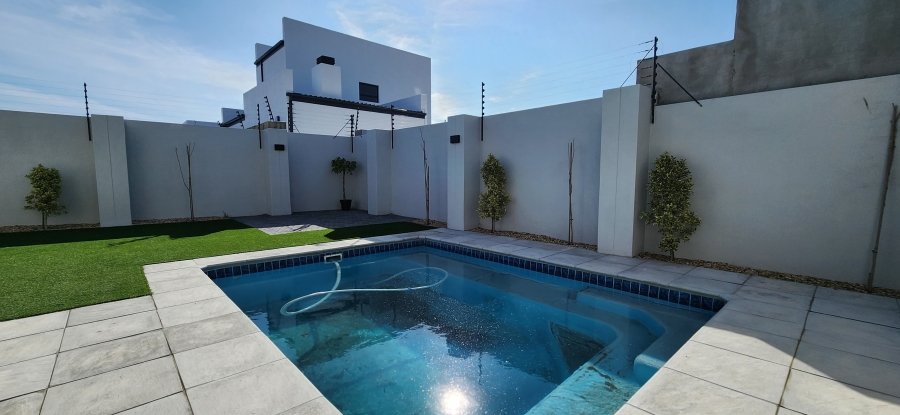 To Let 2 Bedroom Property for Rent in Parklands North Western Cape
